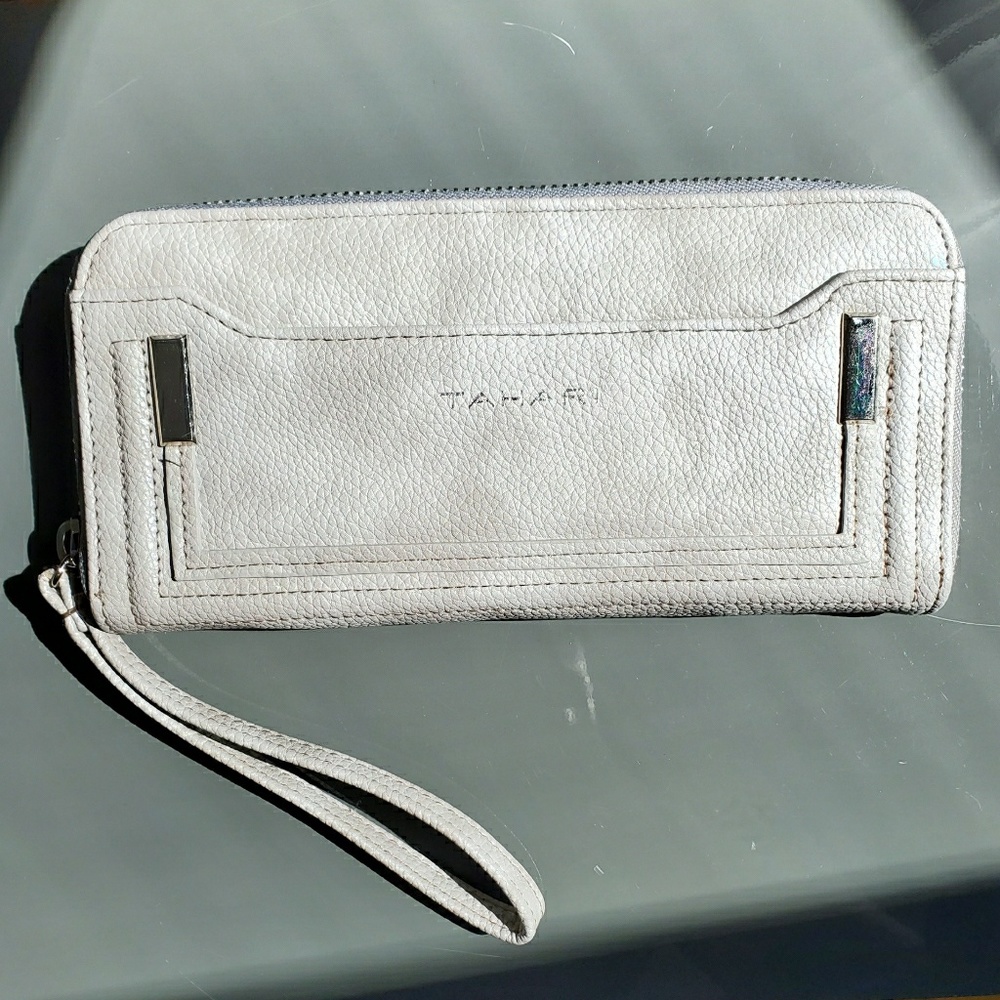 Tahari zip wallet wristlet